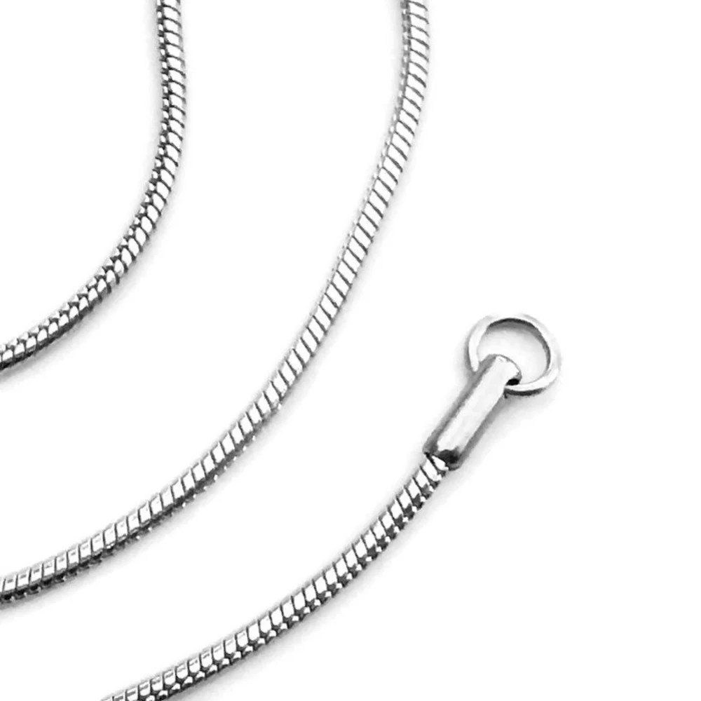 Choosing the Right Length and Style for Your Snake Chain Necklace
