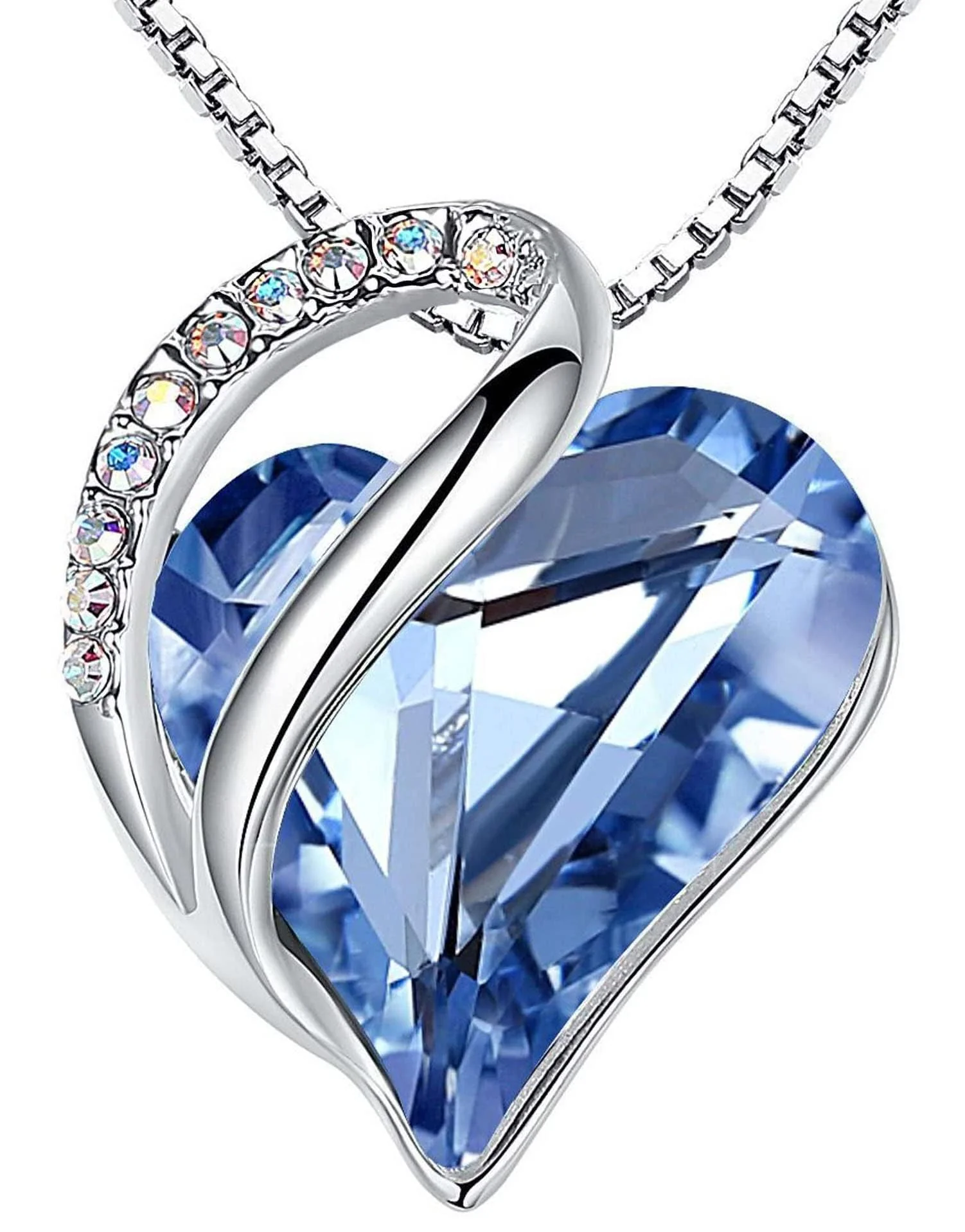 Choosing the Right Necklace for Special Occasions