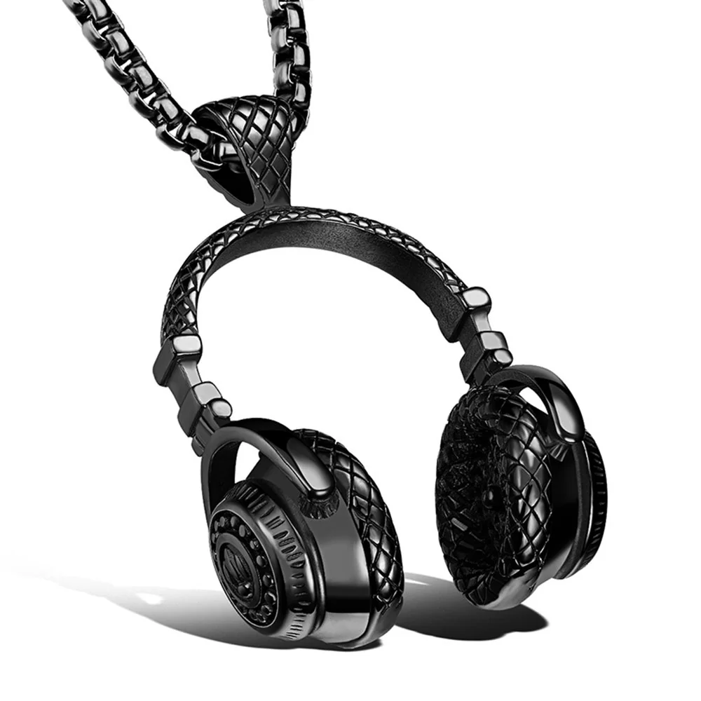 Choosing the Right Fashionable Stainless Steel Pendant Necklace for Men
