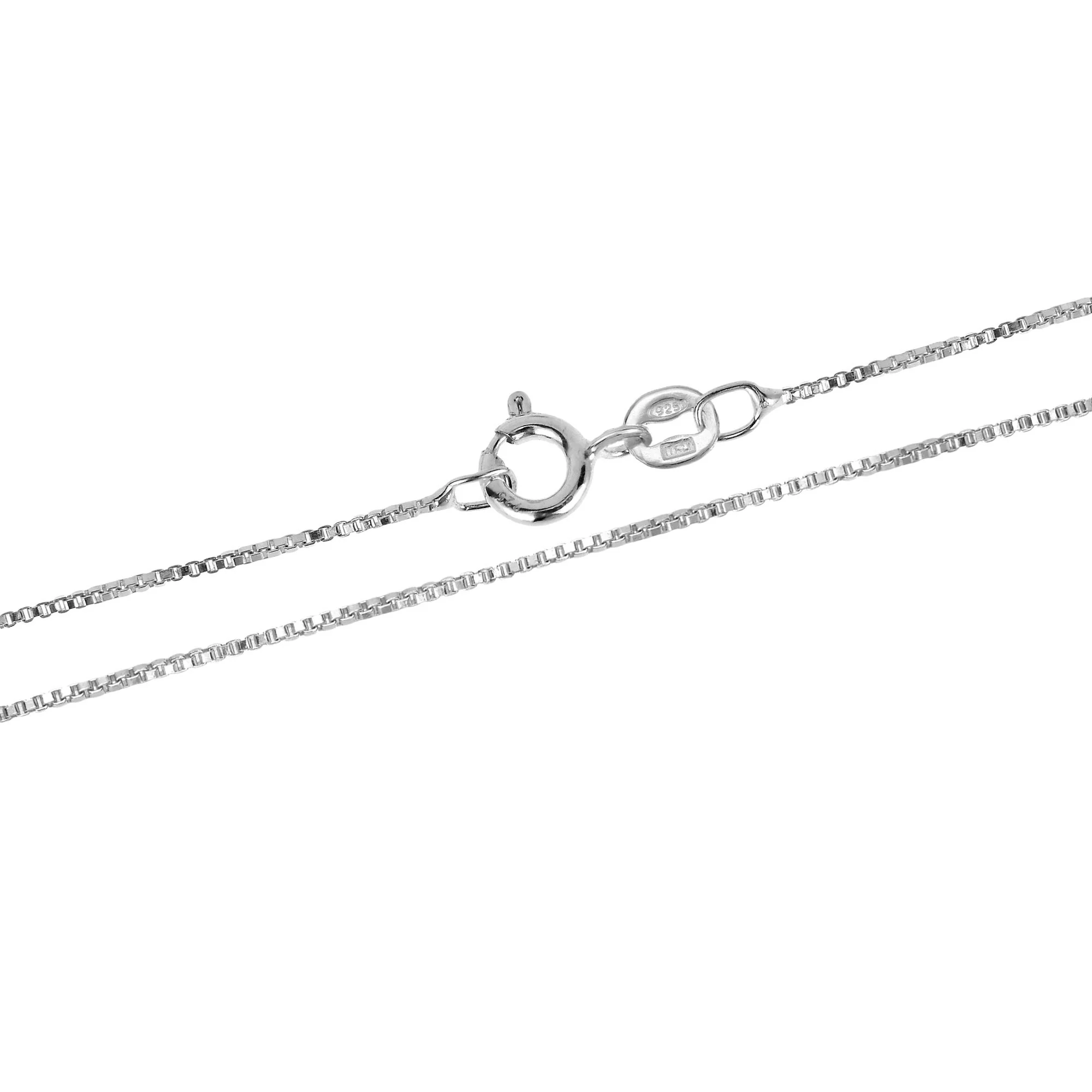 Choosing the Right Everyday Jewelry: The Case of a Simple Box Chain