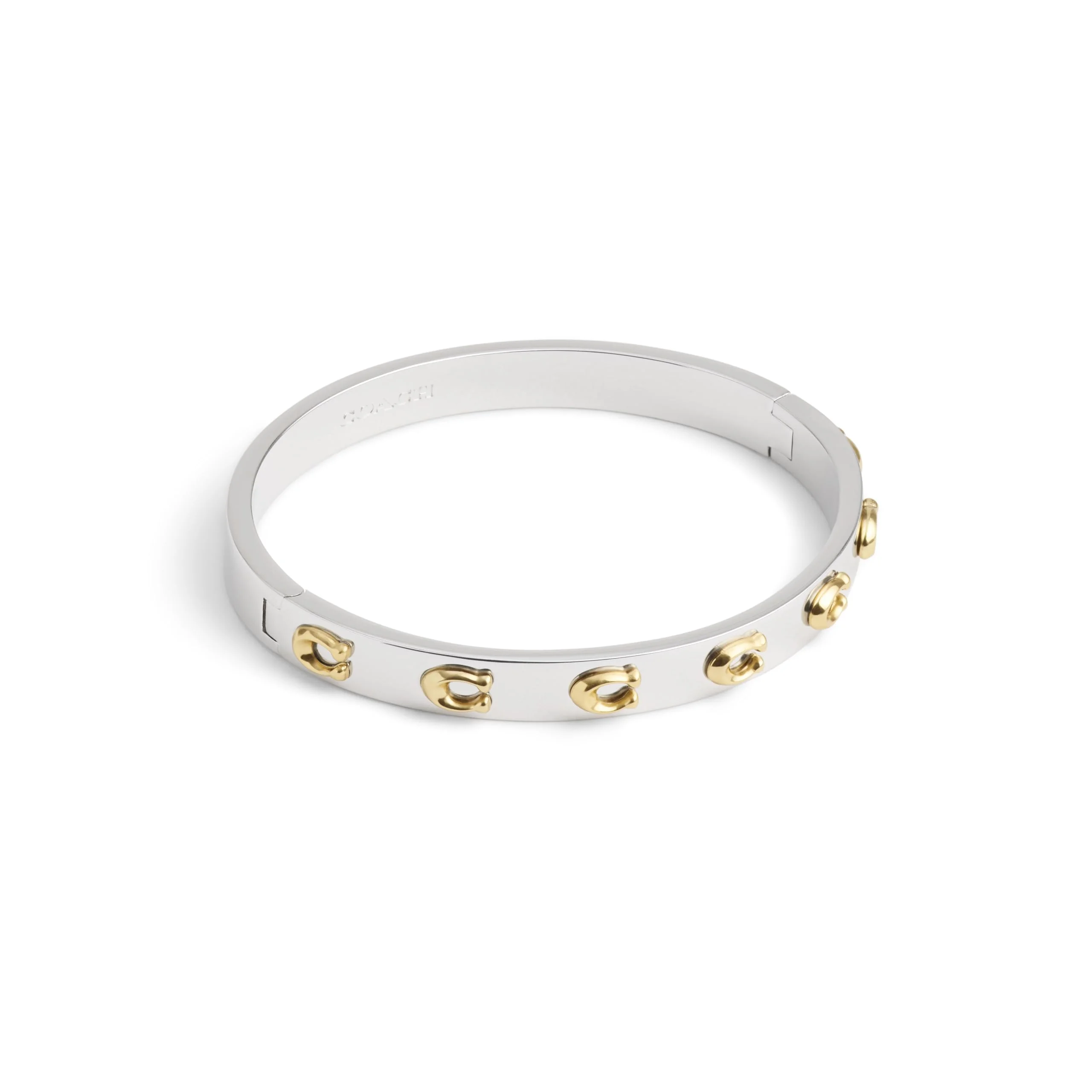 Choosing the Right Luxury Bangle for Your Wardrobe