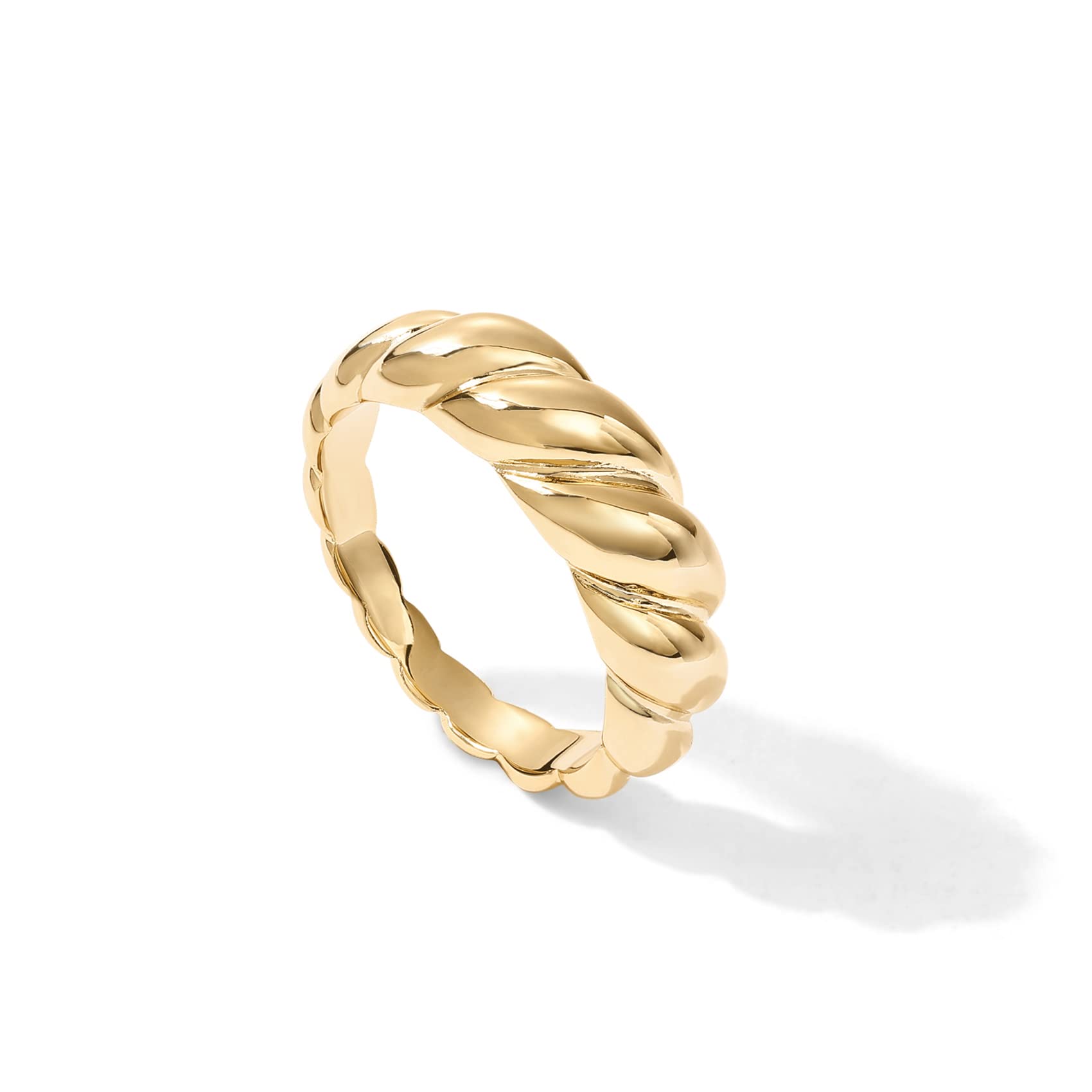 Choosing the Right Statement Ring: A Guide to PAVOI’s Croissant Dome Design