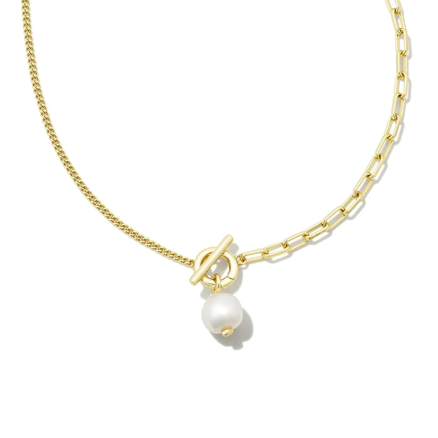 Choosing the Right Pearled Chain for Your Wardrobe