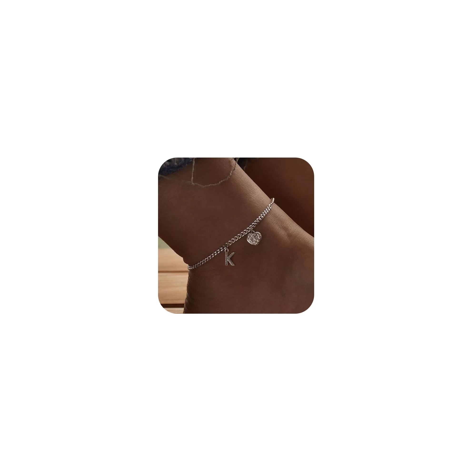 Choosing the Right Initial Ankle Bracelet for Your Style