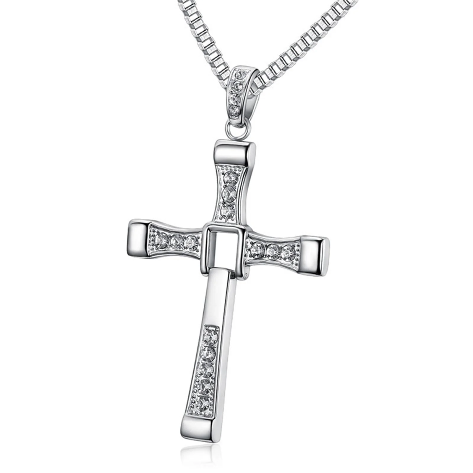 Choosing the Right Cross Necklace for Men
