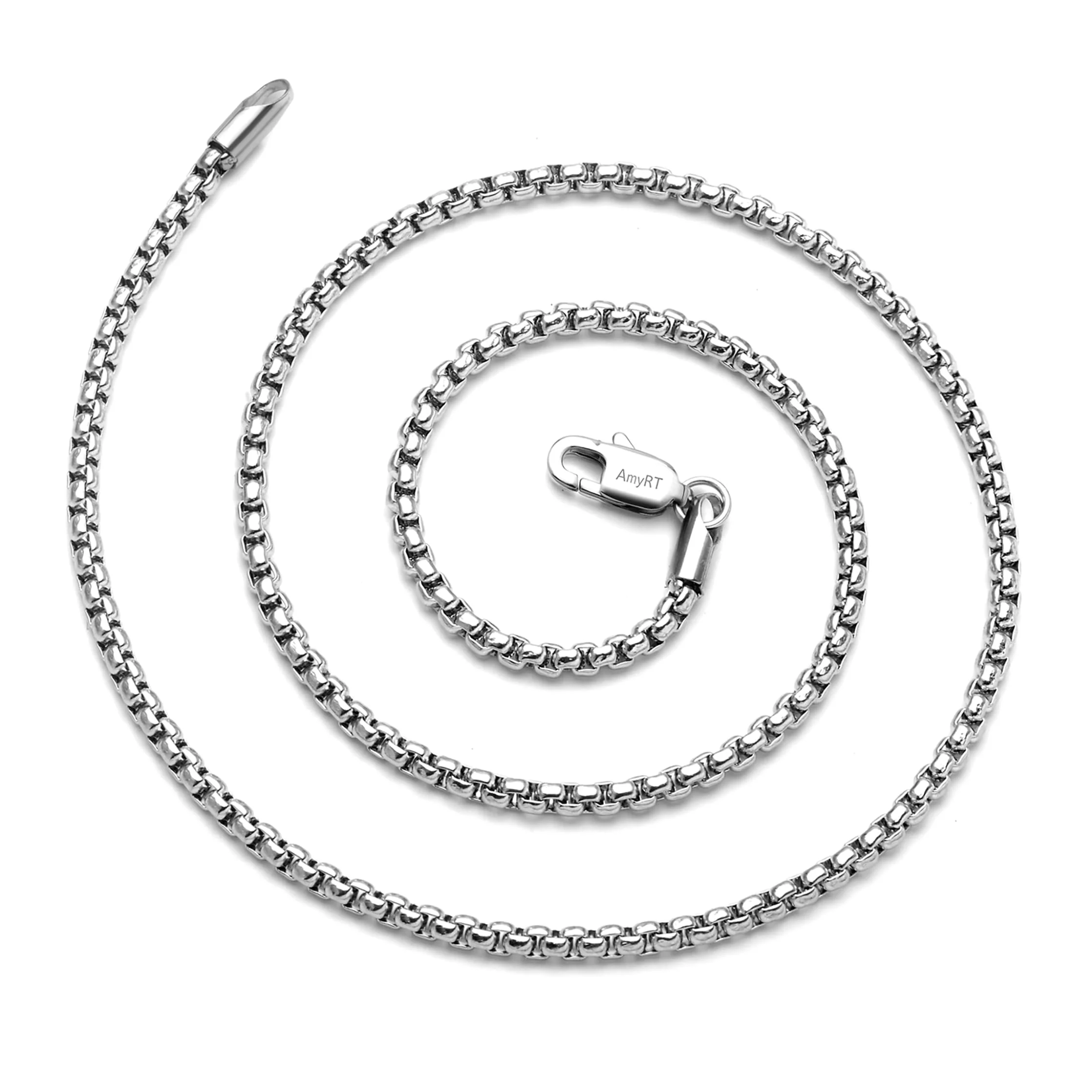 Choosing the Right Thickness and Length for Your Chain Necklace