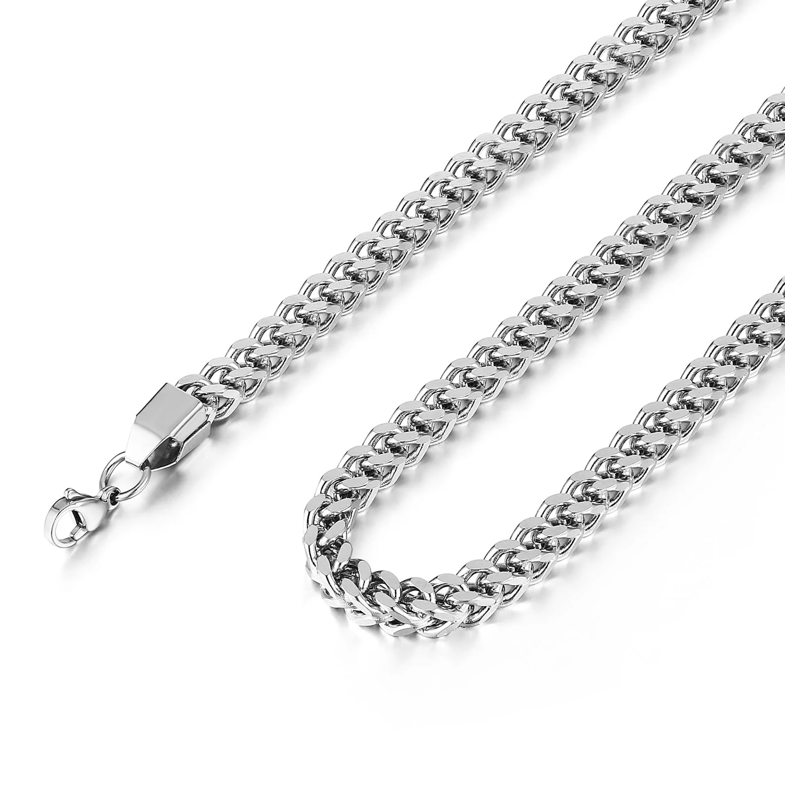 Choosing the Right Chain Necklace for Your Style