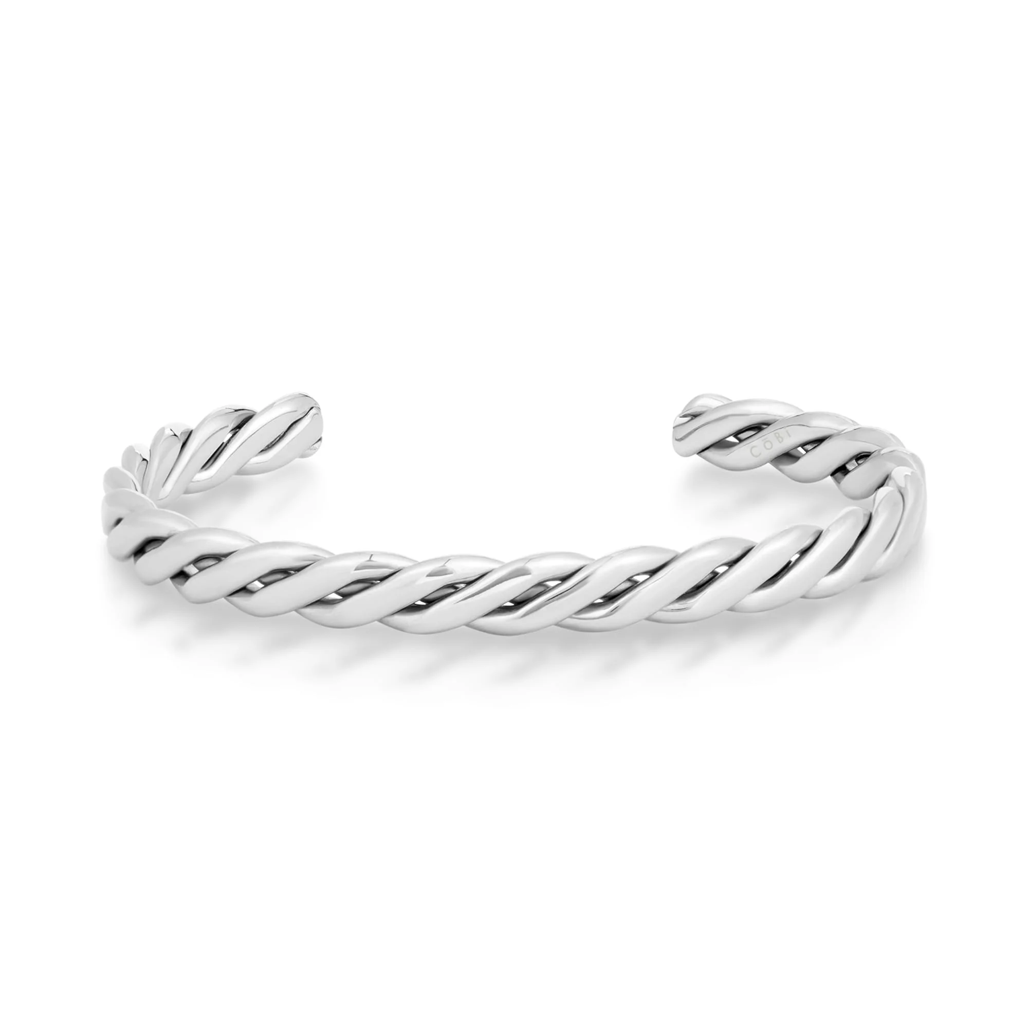 Choosing the Right Minimalist Stainless Steel Bracelet