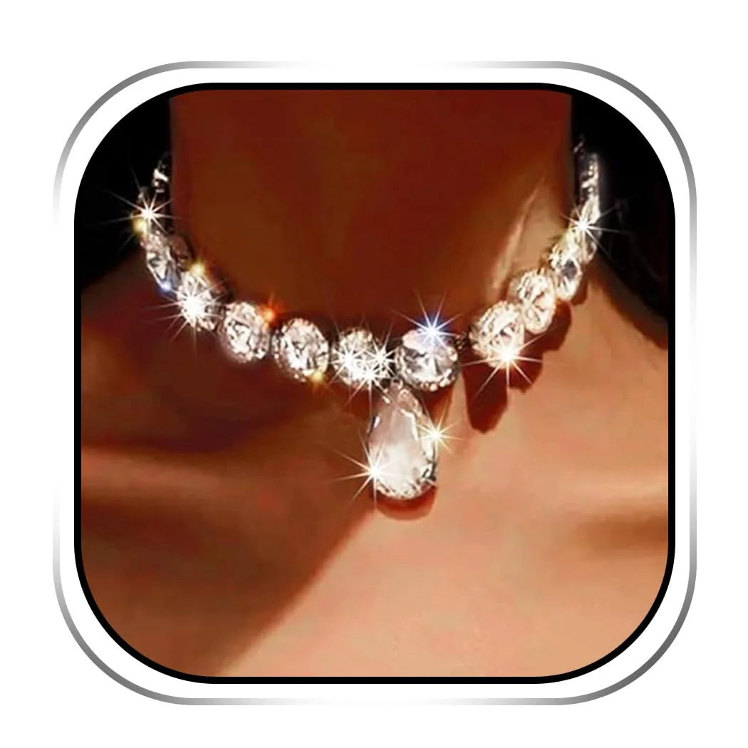 Choosing the Right Rhinestone Choker Necklace: A Guide to Making an Informed Decision