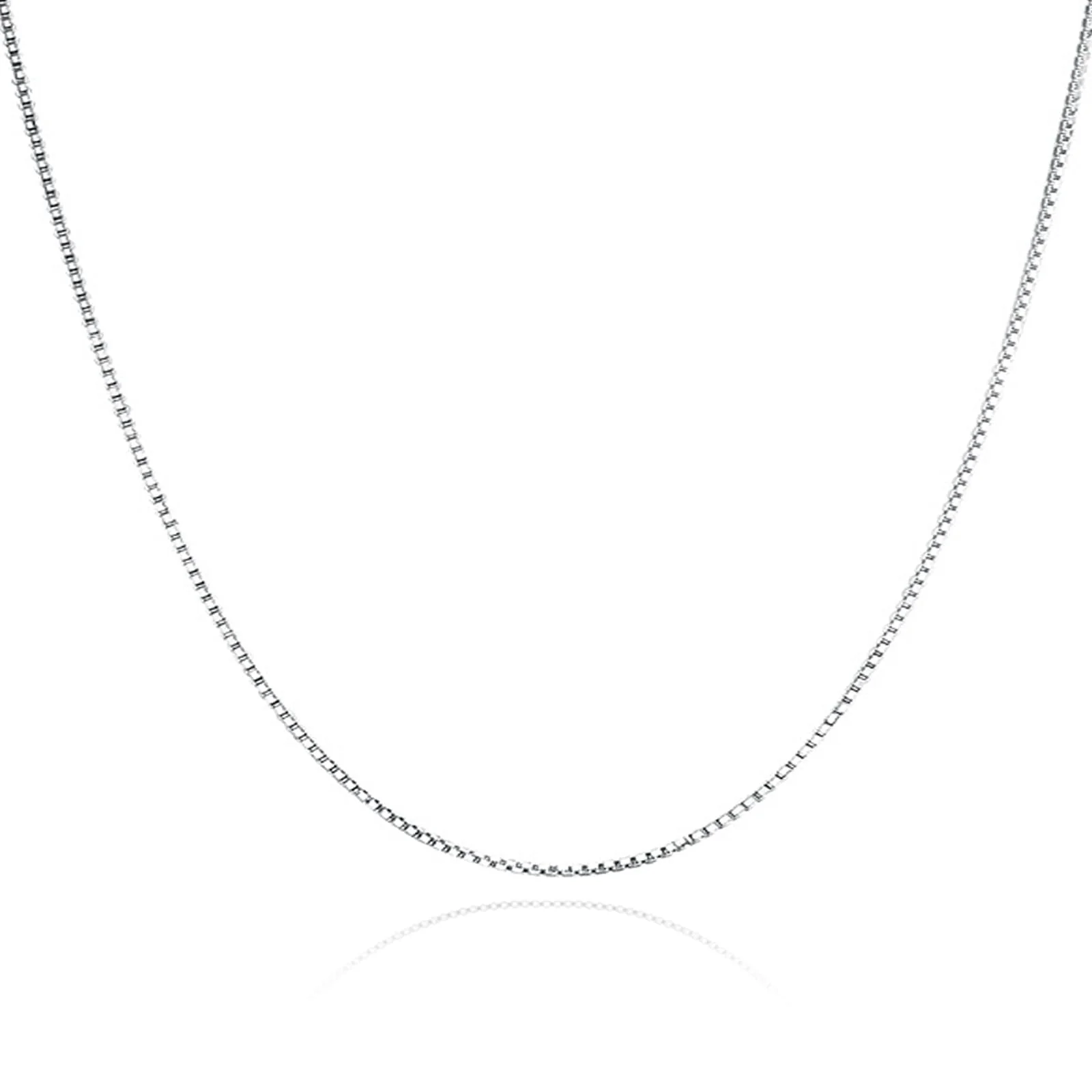 Choosing the Right Thickness and Length for Your Next Chain Necklace