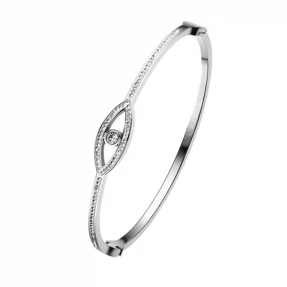 Choosing the Right Dainty Gold-Plated Bangle